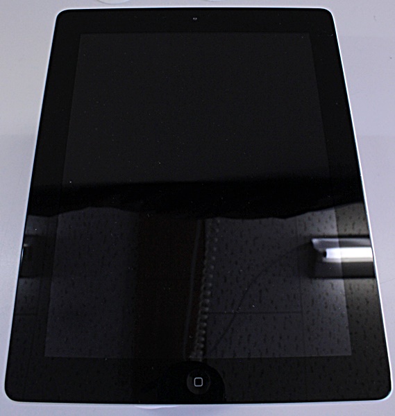 ■Apple■iPad 2■Wi-Fiモデル■32 GB■MC770J A■黒■ (2)